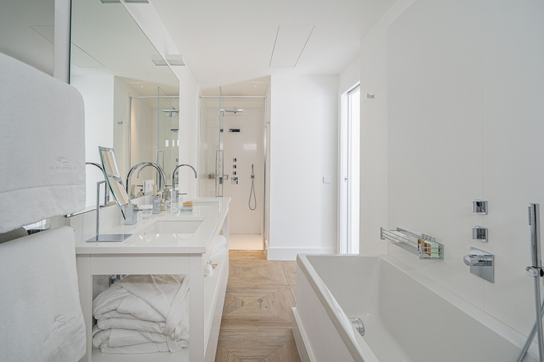 Bathroom 5, Casa Angelina, Salerno
