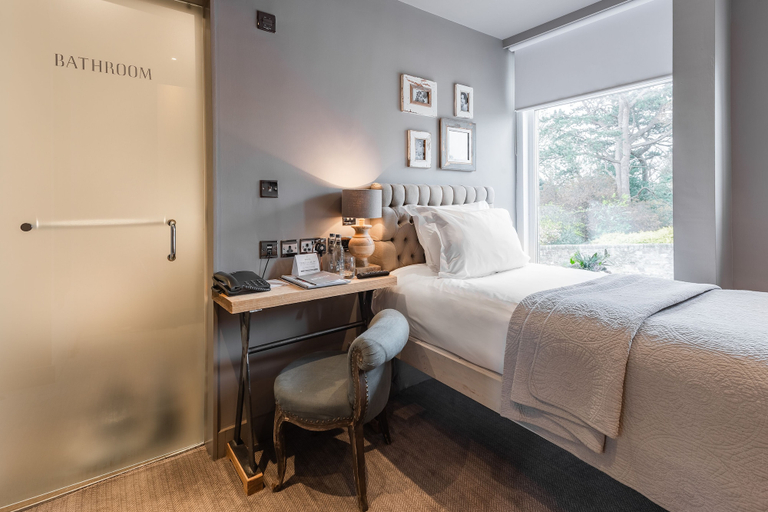 Bedroom 3, Murrayfield Hotel, Edinburgh