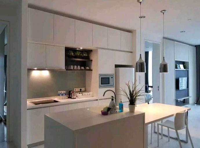 Dining Room 8
