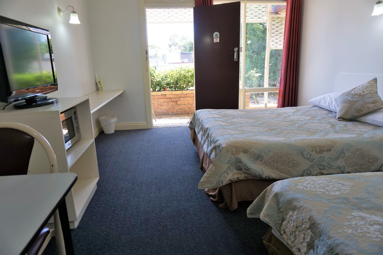 Bedroom 10