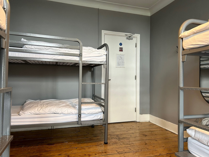 Bedroom 2, Cricketers Hostel, London