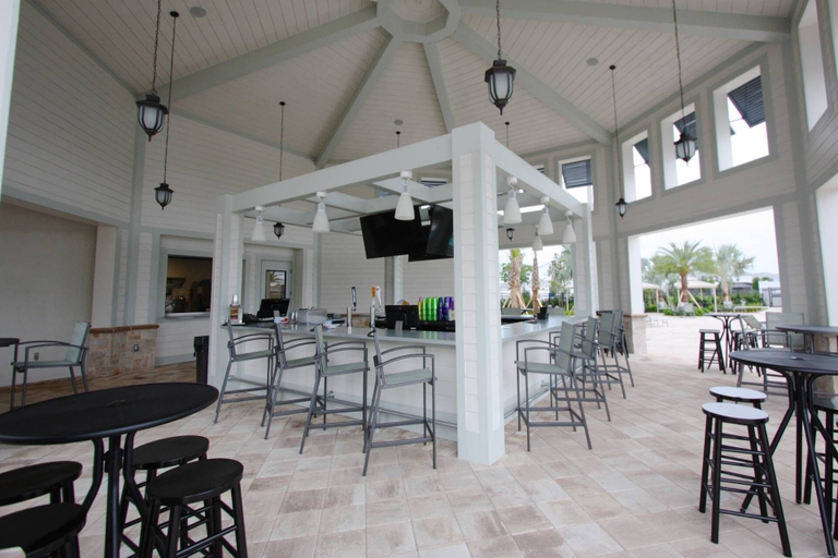 Food & Drinks 5, 4721 Storey Lake, Osceola