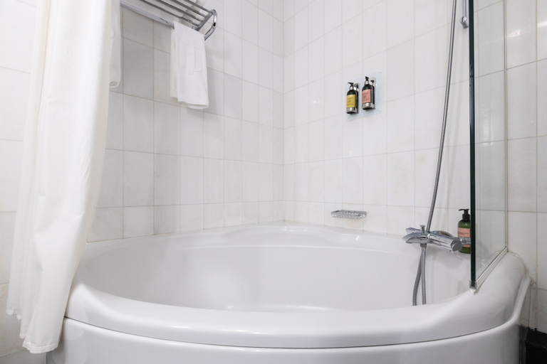 Bathroom 4, Hotel du Parc - Centre Ville, Haut-Rhin