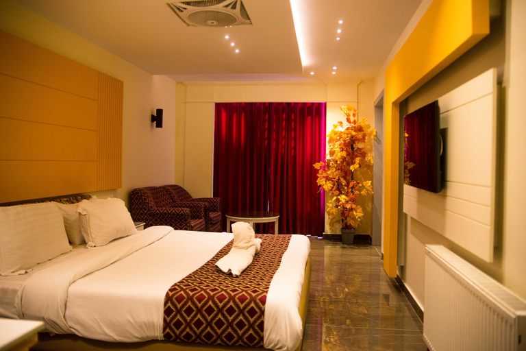 Bedroom 3, Hotel Metropole, Rawalpindi