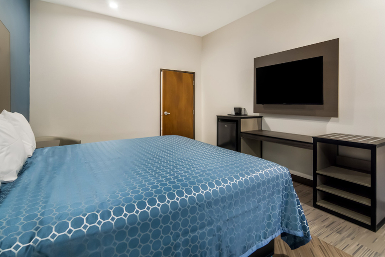 Bedroom 3, Scottish Inns, Tarrant