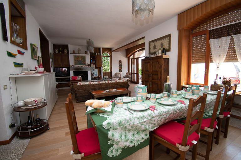 Food & Drinks 4, Villa Lydia, Brescia