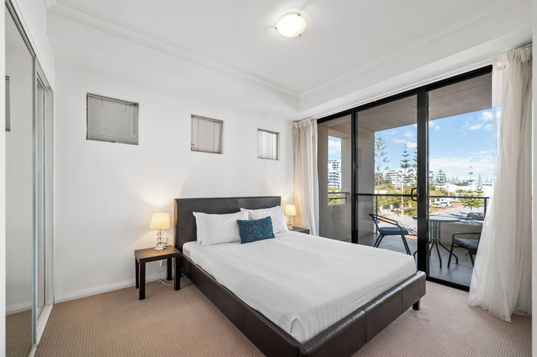 Bedroom 4, Dolphin Quay Apartments, Mandurah