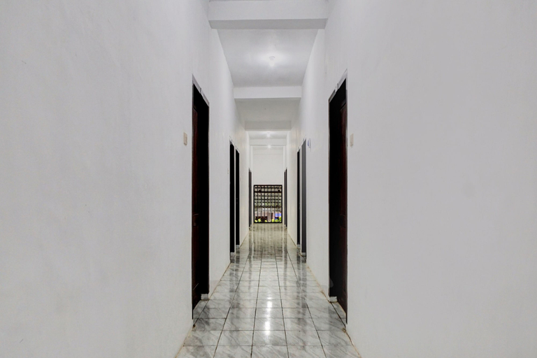 Others 5, Hotel O Btc Guest House Syariah, Malang