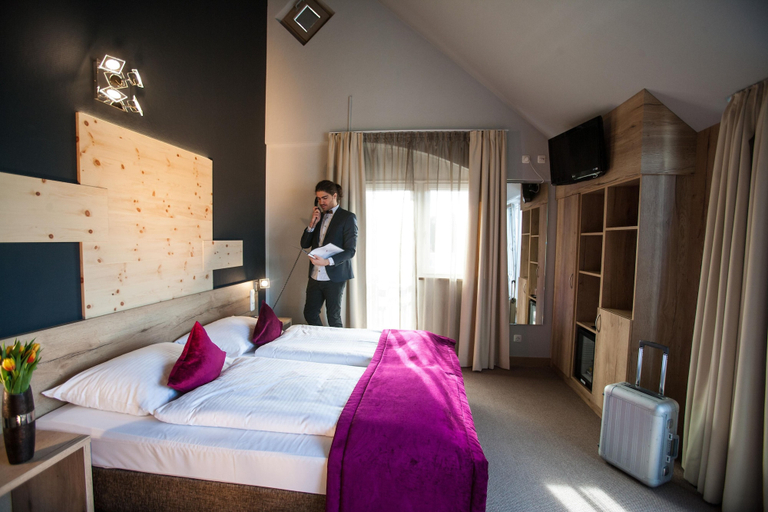 Bedroom 3, Amalienburg Boutique & Boarding Hotel, München