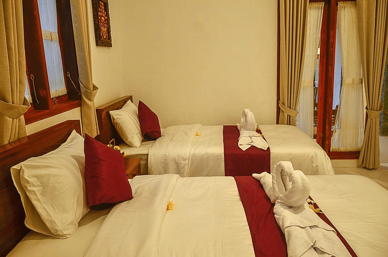 Bedroom 2, The Puncak Santhi Inn, Klungkung