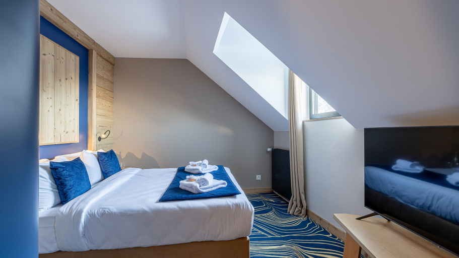 Bedroom 4, Hôtel Les Cimes, Isère