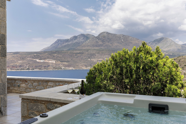 Sport & Beauty 3, Trapela Limeni Luxury Suites, Peloponnese