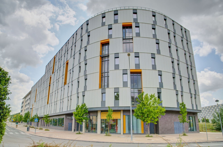 Exterior & Views 2, Estudios y Habitaciones Modernas en PAMPLONA, SK, Navarra