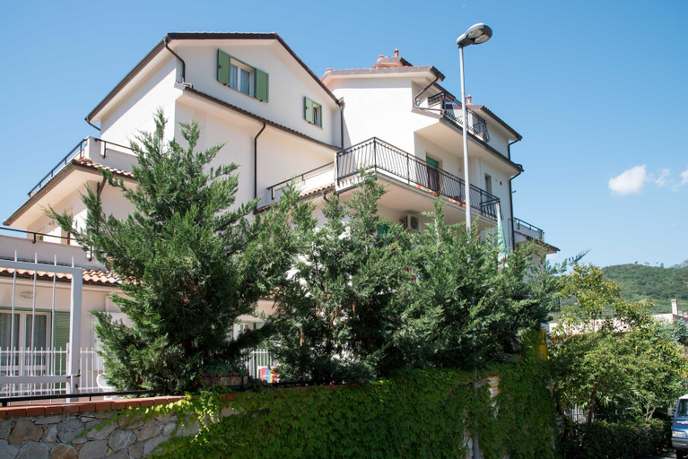 Exterior & Views 2, Residence Oleandro, Savona