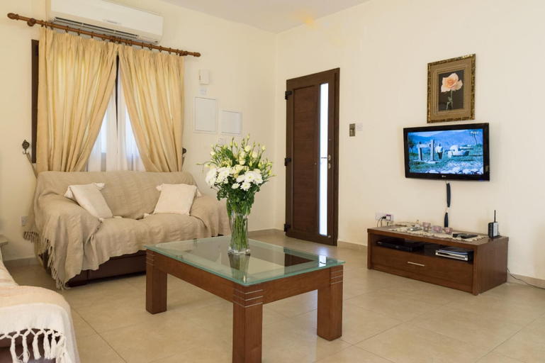Room 3, Villa Tsikkos Dio in Argaka