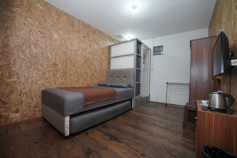 Bedroom 9
