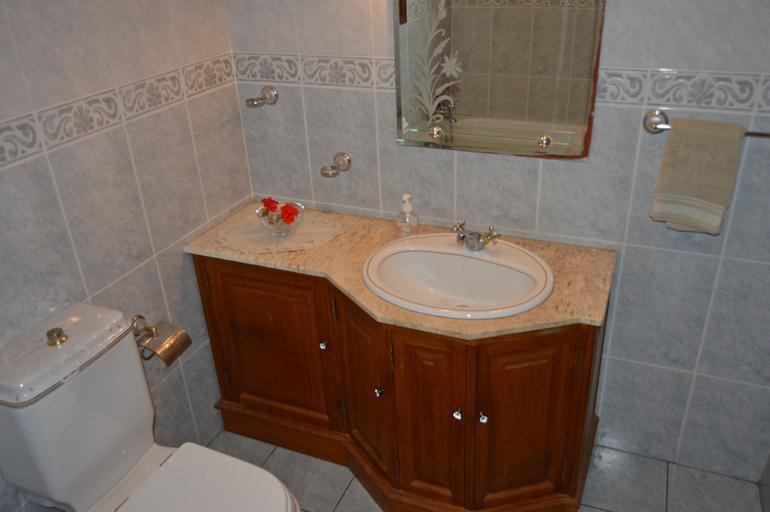 Bathroom 4, Casa de Santana, Santana