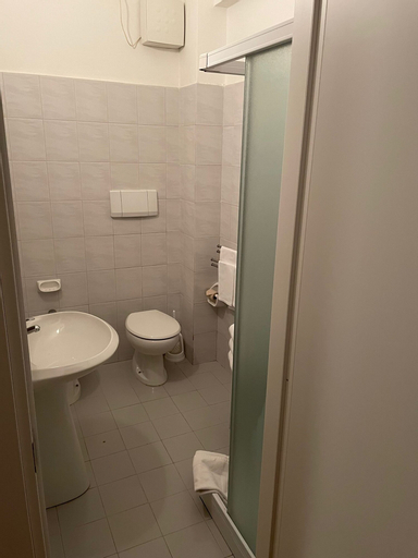 Bedroom 5, Hotel Stazione del Sole, Savona