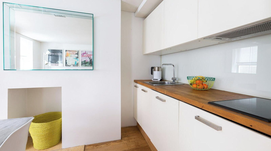 Others 4, Fitzrovia Apartments by MoreThanStays, London