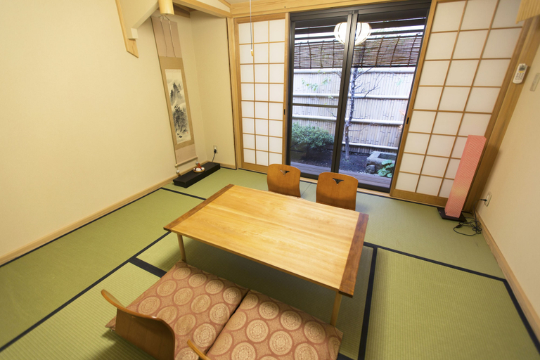 Others 4, Hoen Kurenai An, Kyoto