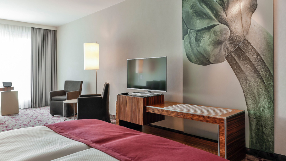 Bedroom 3, Dorint Hotel am Heumarkt Köln, Köln