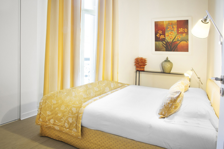 Bedroom 2, Cannes Croisette Prestige, Alpes-Maritimes