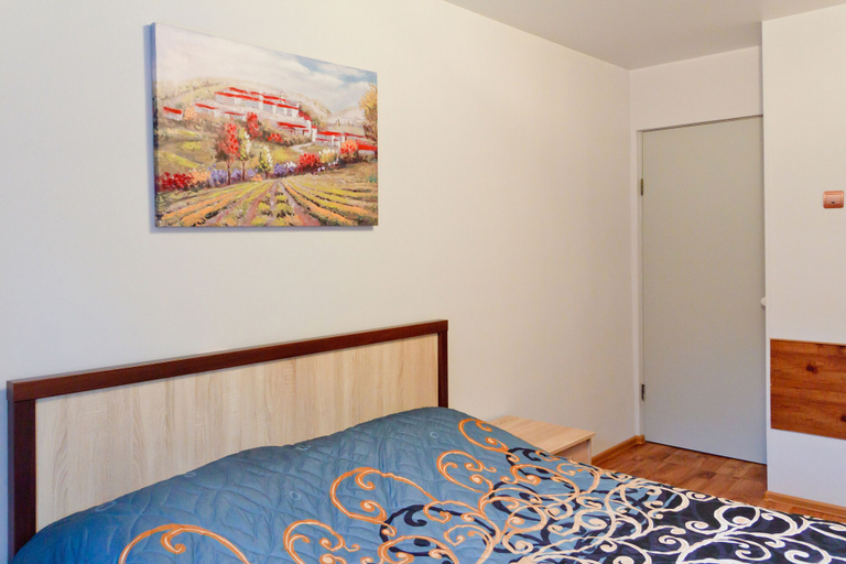 Bedroom 2, Apartment ALLiS-HALL on Chelyuskintsev 23, Ekaterinburg gorsovet