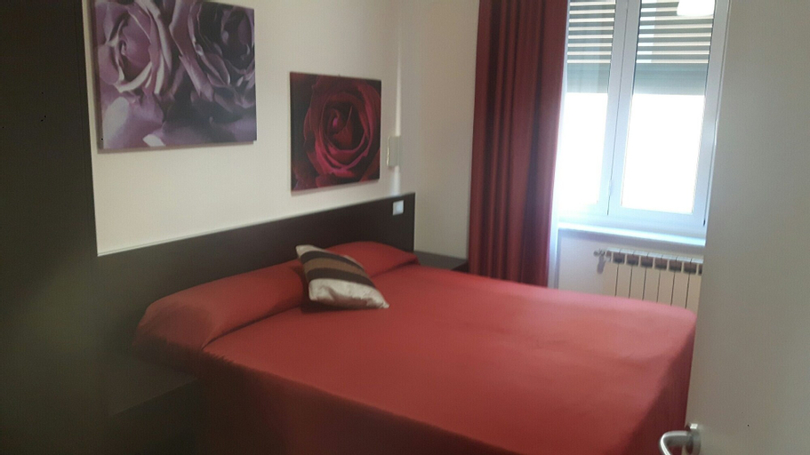 Bedroom 2, Hotel Stazione del Sole, Savona