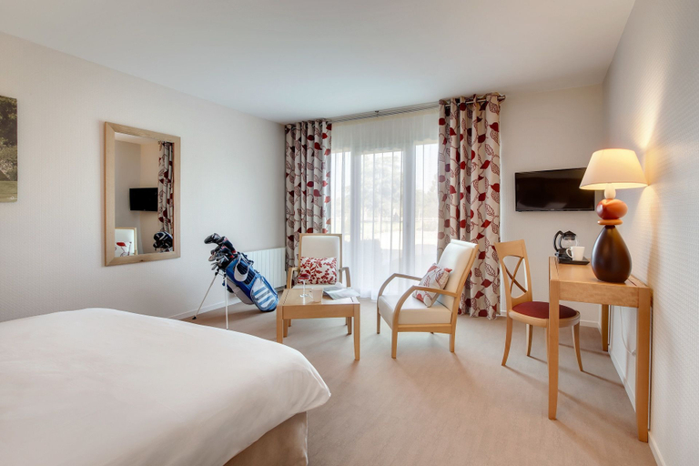 Bedroom 3, Domaine Des Ormes, Ille-et-Vilaine