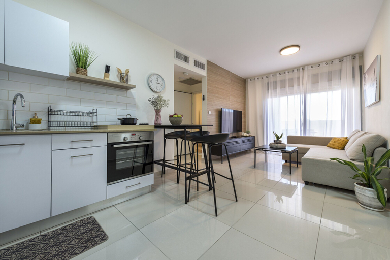 Others 5, Melony Apartment