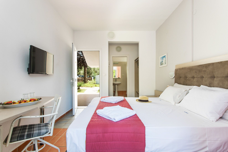 Bedroom 4, Coral Blue Beach Hotel, Central Macedonia