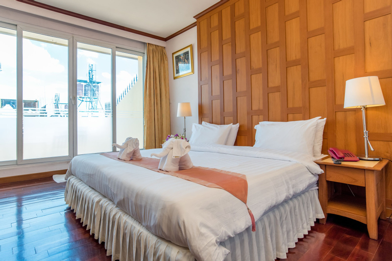 Bedroom 15