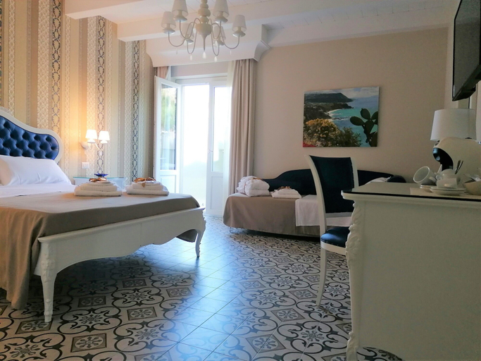 Bedroom 4, Sui Generis, Vibo Valentia