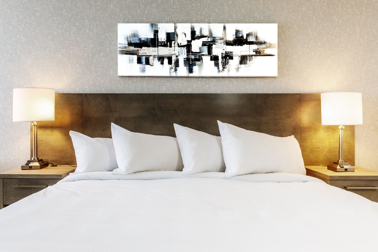 Bedroom 5, Repotel Henri IV Québec, Communauté-Urbaine-de-Québec