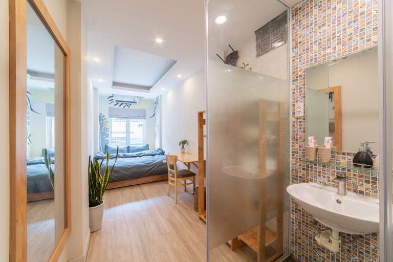 Bathroom 5, Graffiti Hotel , Hoàn Kiếm