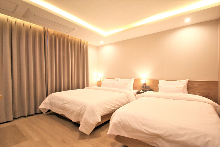 Bedroom 3, Hotel Prima, Sasang