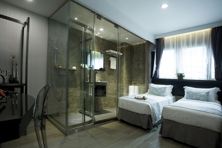 Bedroom 25