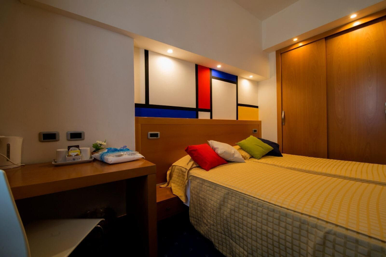 Bedroom 4, Hotel Planet, Arezzo