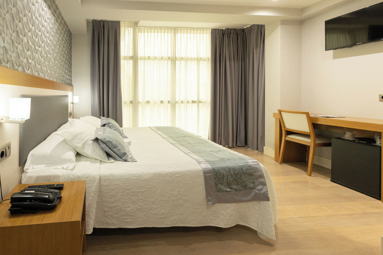 Bedroom 3, Hotel Montedobra, Cantabria