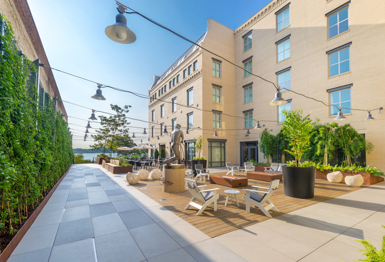 Exterior & Views 2, Hotel Indigo OLD TOWN ALEXANDRIA by IHG, Alexandria