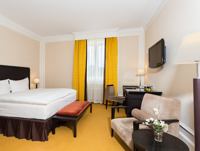 Bedroom 2, Hotel Euler, Basel