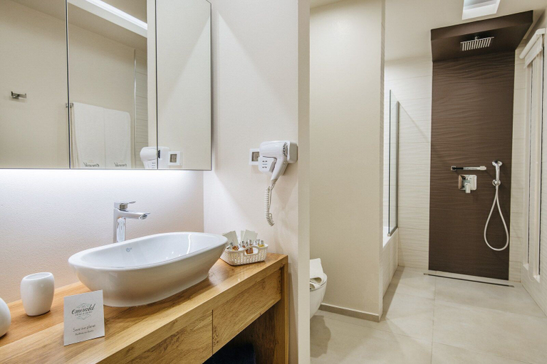 Bathroom 4, Emerald Villas & Suites, Ionian Islands