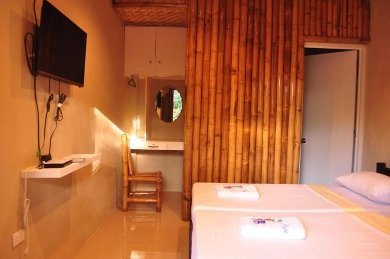 Bedroom 2, Ceazar's Place, Dauin