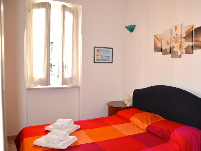 Bedroom 4, Affittacamere La Piazzetta, Salerno