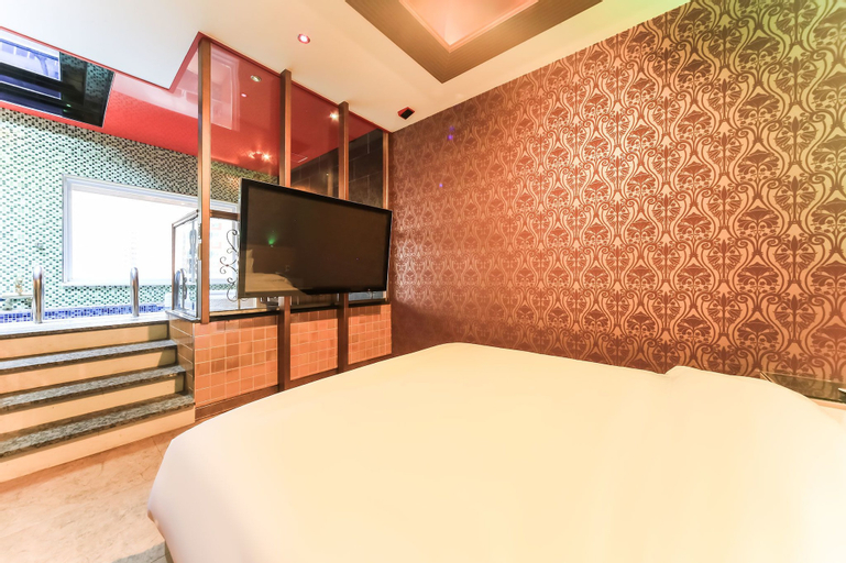 Bedroom 11