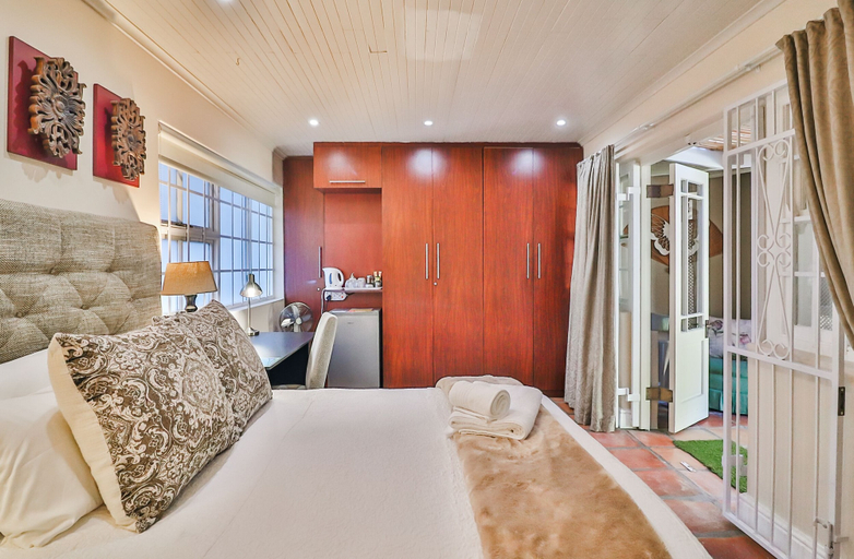 Bedroom 3, Inn Style Guesthouse, City of Cape Town