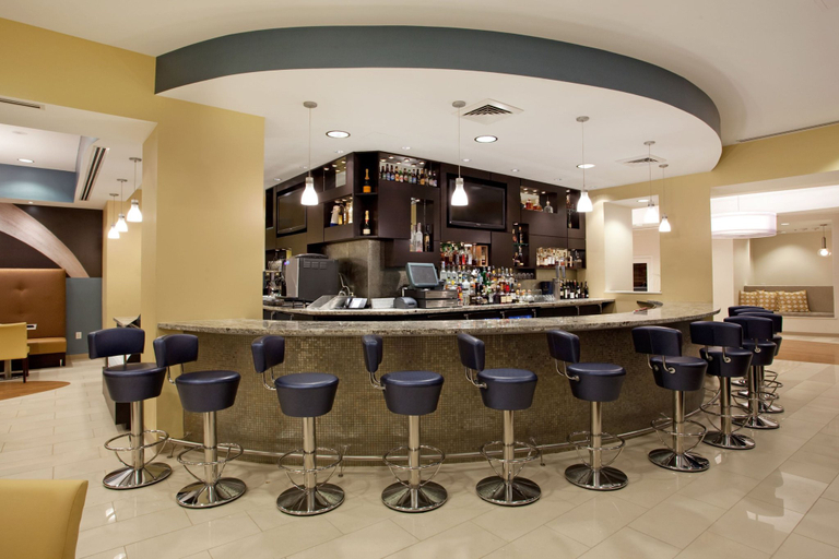 Food & Drinks 5, Hotel Indigo BATON ROUGE DOWNTOWN by IHG, East Baton Rouge