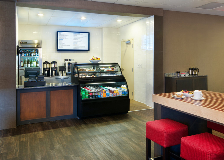 Food & Drinks 3, Hotel Indigo CLEVELAND-BEACHWOOD by IHG, Cuyahoga
