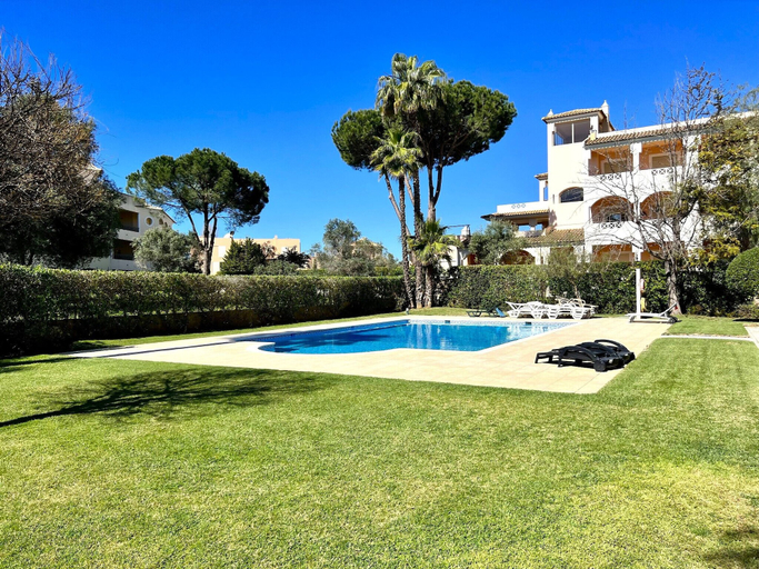 Exterior & Views 2, Vilamoura Prestige With Pool by Homiing, Loulé