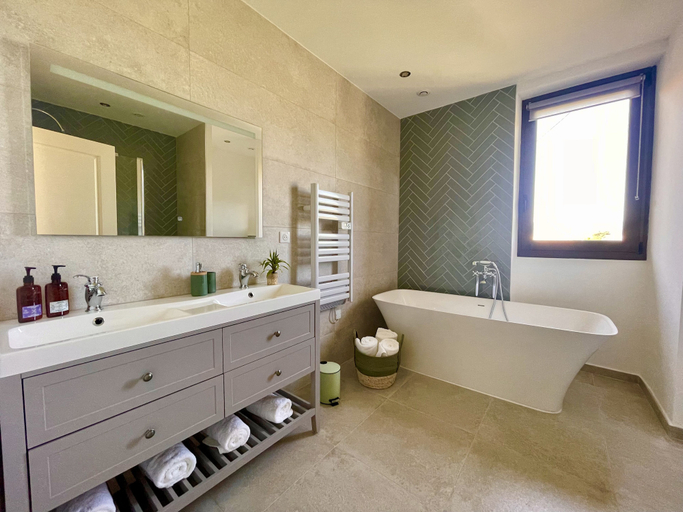 Bathroom 5, Bastide Beaudinard, Bouches-du-Rhône